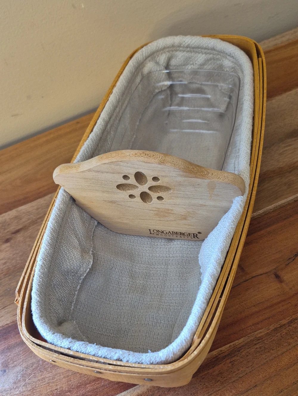 Vintage 1997 Longaberger Cracker Basket w/ Divider, Protector & 3 Liners